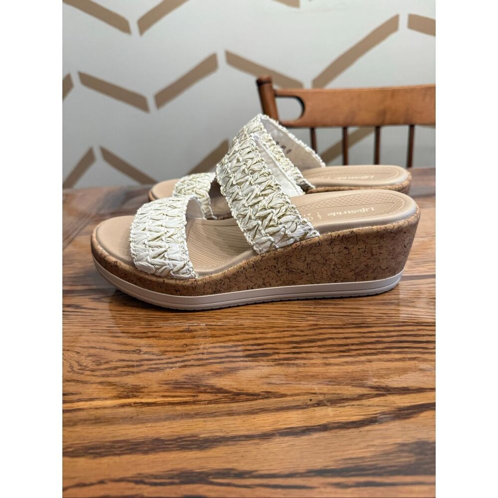 Lifestride Bzees White Double Strap Slide Resort Air Step Wedge Sandals Size 7.5 - Picture 4 of 7